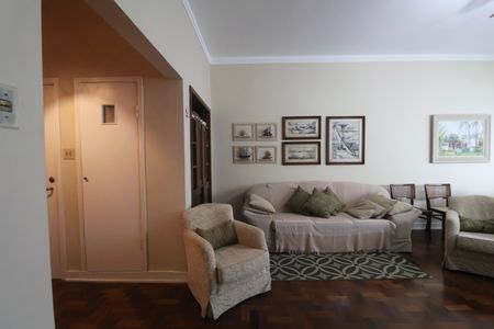 Apartamento para alugar com 159m², 4 quartos e sem vaga Apartamento para alugar com 159m², 4 quartos e sem vagaSala