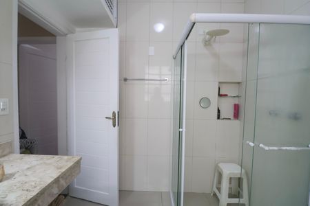 Apartamento para alugar com 159m², 4 quartos e sem vaga Apartamento para alugar com 159m², 4 quartos e sem vagaBanheiro Social 1