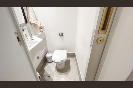 Apartamento à venda com 126m², 3 quartos e 1 vagaLavabo