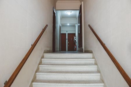 Apartamento à venda com 126m², 3 quartos e 1 vagaEscada