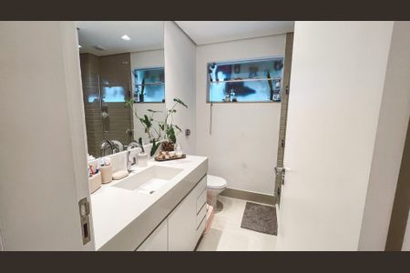 Apartamento à venda com 126m², 3 quartos e 1 vagaBanheiro