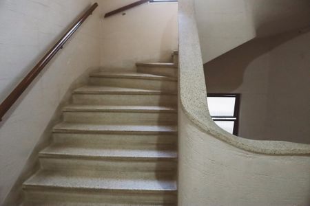 Apartamento à venda com 126m², 3 quartos e 1 vagaEscada