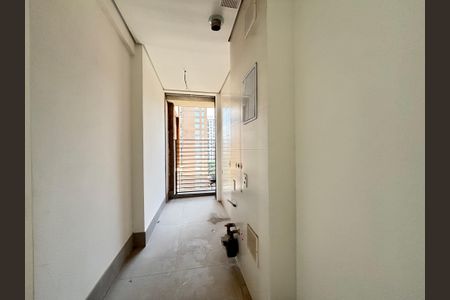 Apartamento à venda com 191m², 3 quartos e 3 vagas Apartamento à venda com 191m², 3 quartos e 3 vagasÁrea de Serviço