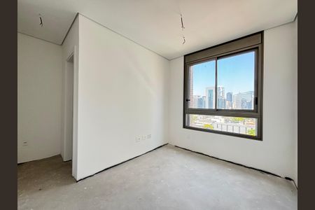 Apartamento à venda com 191m², 3 quartos e 3 vagas Apartamento à venda com 191m², 3 quartos e 3 vagasSuíte 1