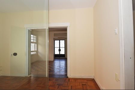 Casa à venda com 541m², 5 quartos e 6 vagasSala 3