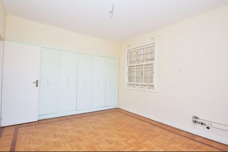 Casa à venda com 541m², 5 quartos e 6 vagasQuarto 4