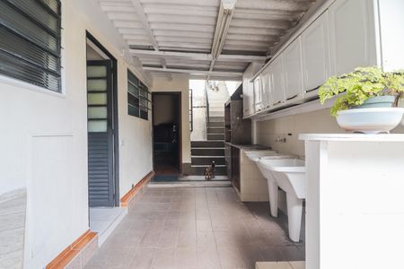 Casa à venda com 137m², 3 quartos e 1 vagaLavanderia