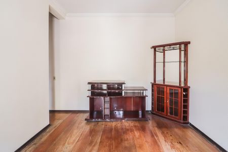 Casa à venda com 3 quartos, 137m² em Vila Indiana, São Paulo