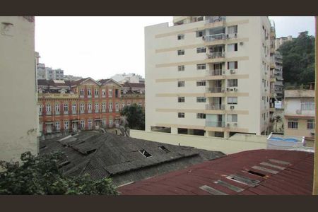 Apartamento à venda com 70m², 3 quartos e sem vaga