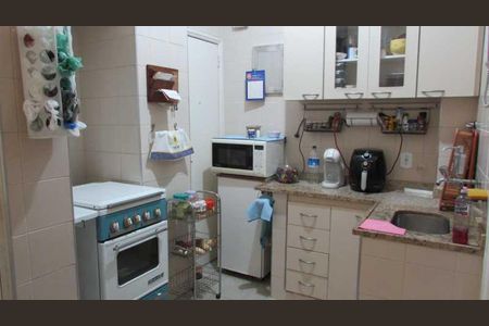 Apartamento à venda com 70m², 3 quartos e sem vaga