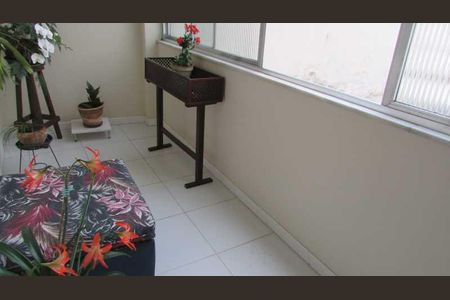 Apartamento à venda com 70m², 3 quartos e sem vaga