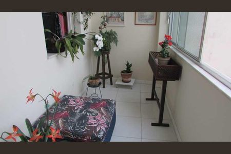 Apartamento à venda com 70m², 3 quartos e sem vaga