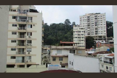 Apartamento à venda com 70m², 3 quartos e sem vaga