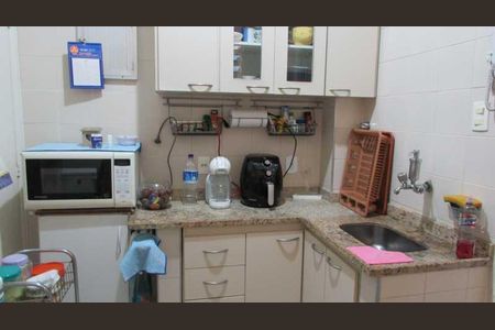 Apartamento à venda com 70m², 3 quartos e sem vaga