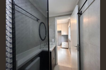 Apartamento à venda com 64m², 3 quartos e 1 vagaBanheiro da Suíte