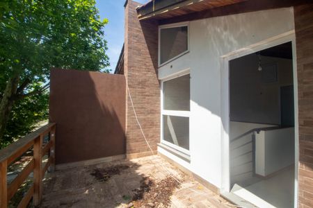Casa à venda com 133m², 3 quartos e 2 vagas Casa à venda com 133m², 3 quartos e 2 vagasVaranda