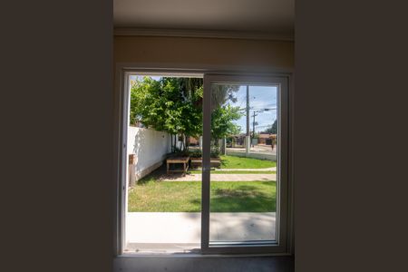 Casa à venda com 133m², 3 quartos e 2 vagas Casa à venda com 133m², 3 quartos e 2 vagasVista