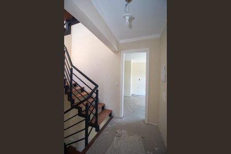 Casa à venda com 133m², 3 quartos e 2 vagas Casa à venda com 133m², 3 quartos e 2 vagasCorredor