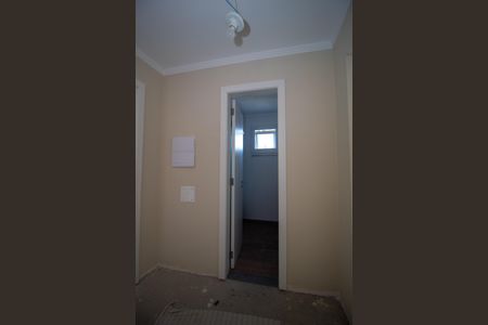 Casa à venda com 133m², 3 quartos e 2 vagas Casa à venda com 133m², 3 quartos e 2 vagasCorredor