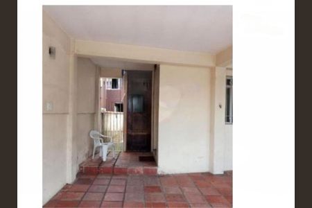 Casa à venda com 3 quartos, 135m² em Vila Yolanda, Osasco