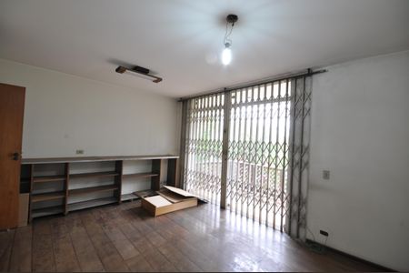 Casa à venda com 450m², 3 quartos e 3 vagasEscritório