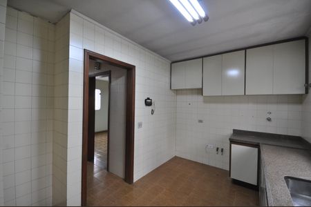 Casa à venda com 450m², 3 quartos e 3 vagasCozinha