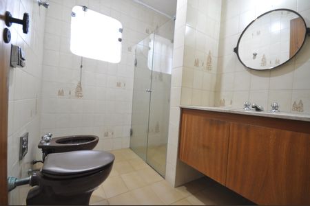 Casa à venda com 450m², 3 quartos e 3 vagasBanheiro da Suíte 3