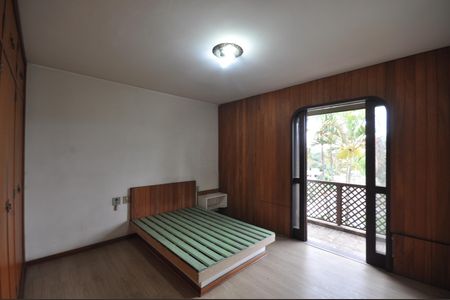 Casa à venda com 450m², 3 quartos e 3 vagasSuíte 1