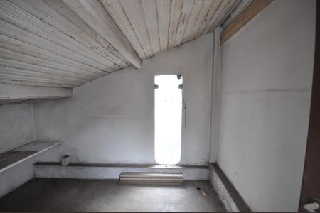 Casa à venda com 450m², 3 quartos e 3 vagasSótão