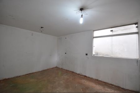 Casa à venda com 450m², 3 quartos e 3 vagasQuarto de Serviço