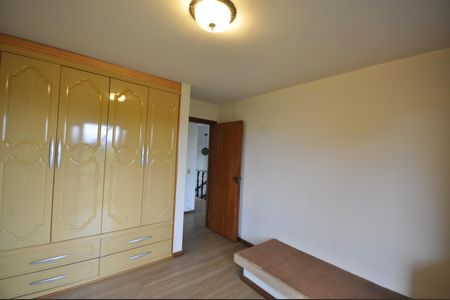 Casa à venda com 450m², 3 quartos e 3 vagasSuíte 2