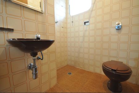 Casa à venda com 450m², 3 quartos e 3 vagasBanheiro Social