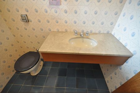 Casa à venda com 450m², 3 quartos e 3 vagasLavabo