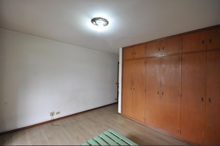 Casa à venda com 450m², 3 quartos e 3 vagasSuíte 1