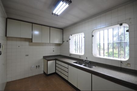 Casa à venda com 450m², 3 quartos e 3 vagasCozinha