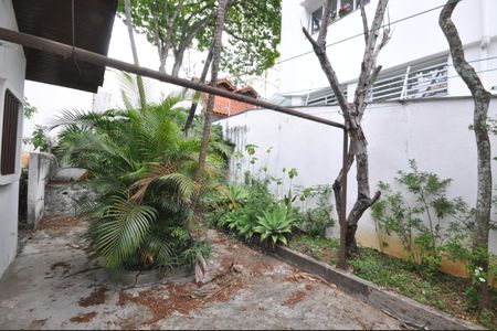Casa à venda com 450m², 3 quartos e 3 vagasQuintal