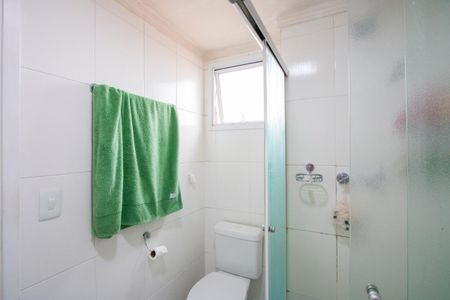 Apartamento à venda com 83m², 3 quartos e 2 vagasBanheiro do quarto 1