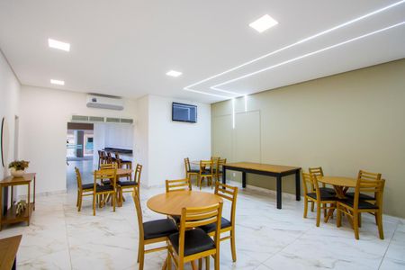 Apartamento à venda com 83m², 3 quartos e 2 vagasÁrea comum - Salão de festas