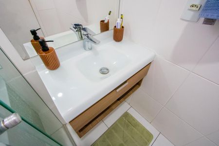 Apartamento à venda com 83m², 3 quartos e 2 vagasBanheiro social