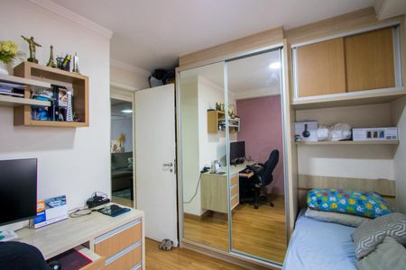 Apartamento à venda com 83m², 3 quartos e 2 vagasQuarto 2