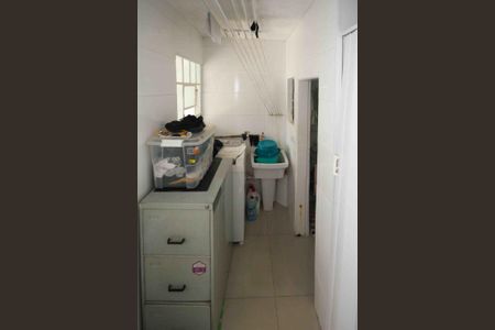 Casa à venda com 90m², 2 quartos e 2 vagas Casa à venda com 90m², 2 quartos e 2 vagasÁrea de Serviço