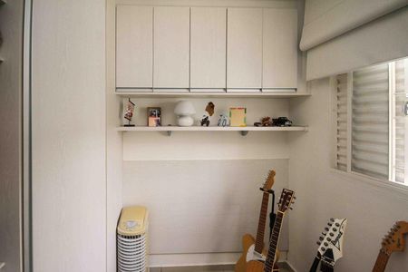 Casa à venda com 90m², 2 quartos e 2 vagas Casa à venda com 90m², 2 quartos e 2 vagasQuarto