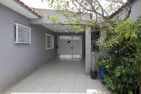 Casa à venda com 90m², 2 quartos e 2 vagas Casa à venda com 90m², 2 quartos e 2 vagasGaragem