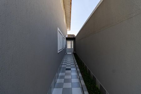 Casa à venda com 130m², 3 quartos e 2 vagasCorredor Lateral