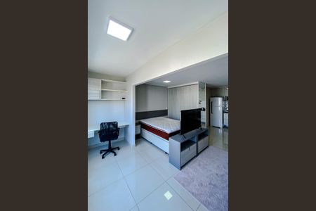 Studio à venda com 35m², 1 quarto e 1 vaga Studio à venda com 35m², 1 quarto e 1 vagaVaranda