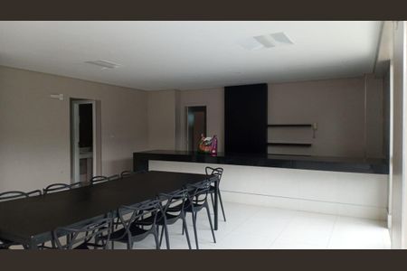 Apartamento à venda com 3 quartos, 95m² em Ipiranga, Belo Horizonte