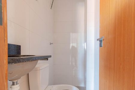 Apartamento para alugar com 36m², 2 quartos e sem vagaBanheiro