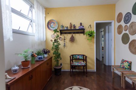 Sala 2 de apartamento à venda com 4 quartos, 120m² em Serra, Belo Horizonte