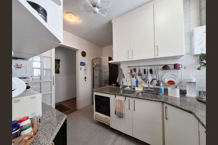 Apartamento à venda com 200m², 4 quartos e 1 vagaCozinha