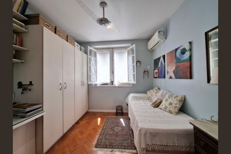 Apartamento à venda com 200m², 4 quartos e 1 vagaQuarto 1